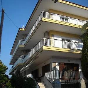 Ξενοδοχείο Iris, Nea Kallikrateia